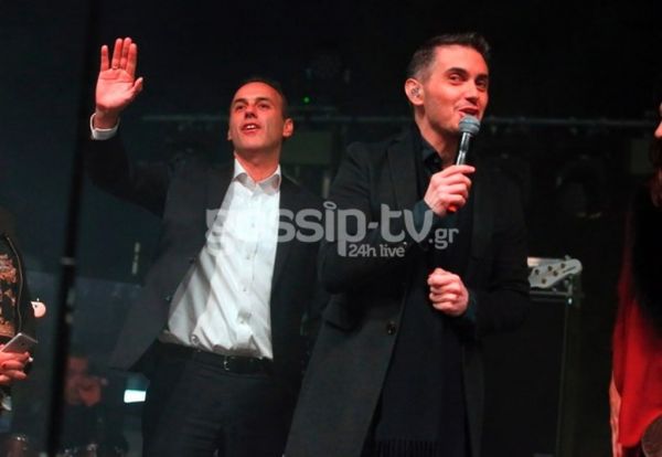 Μιχάλης Χατζηγιάννης: Ξεχωριστή συναυλία στην καρδιά της Γλυφάδας! 