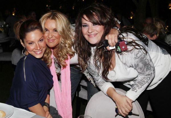 Τα… νυχτοπερπατήματα των επωνύμων!