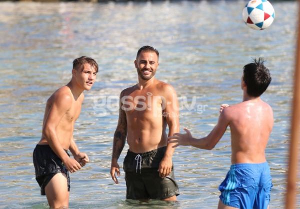 Fabio Cannavaro: Αγκαλιές με την σύζυγό του στην Μύκονο