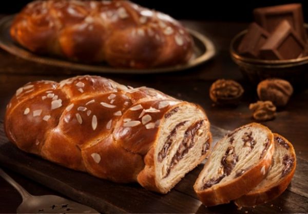 Το τσουρέκι, που συγκλόνισε τον Άγιο Δομίνικο, για όλους εμάς, τους SURVIVORS της καθημερινότητας