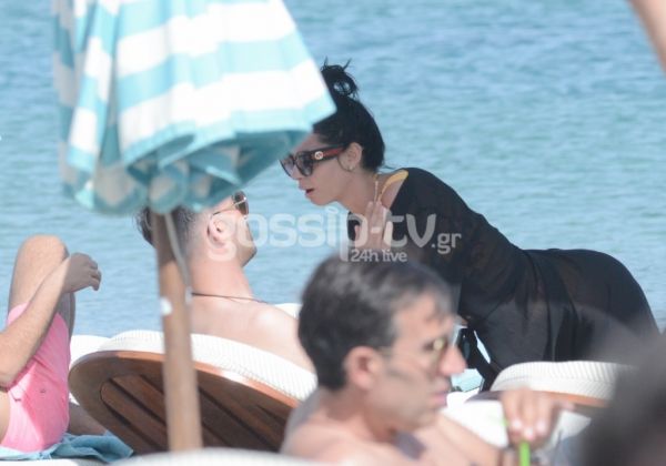 Αλεξανδράκη-Μηλιώνης: Ερωτευμένοι στην Μύκονο 