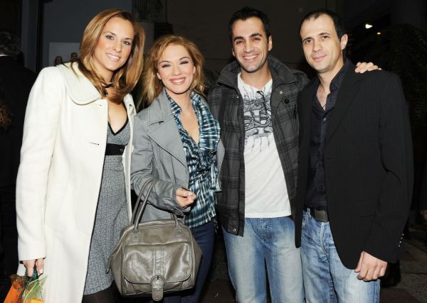 Τα “κορίτσια ημερολογίου” ξαναχτυπούν την θεατρική Αθήνα 