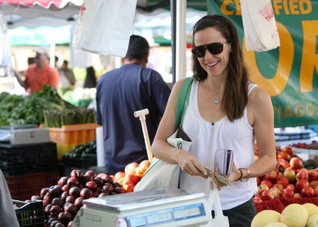 Η Jennifer Garner στη λαϊκή! 