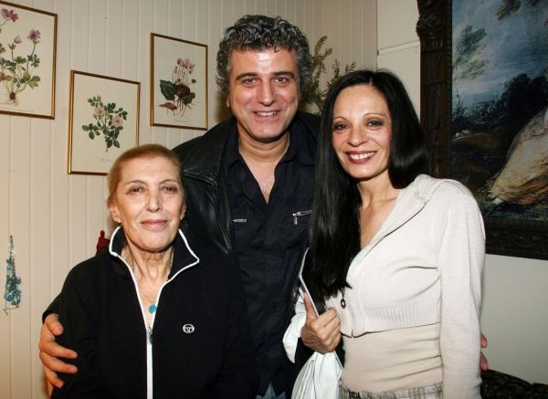 Η επίσημη πρεμιέρα του έργου «Μάνα, μητέρα, μαμά»