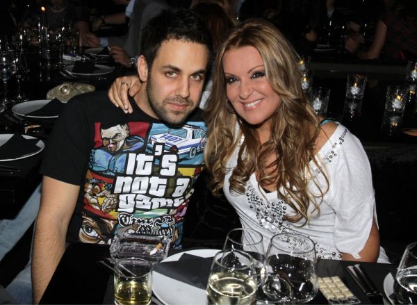 Ένας φίλος ήρθε απόψε απ' τα... παλιά