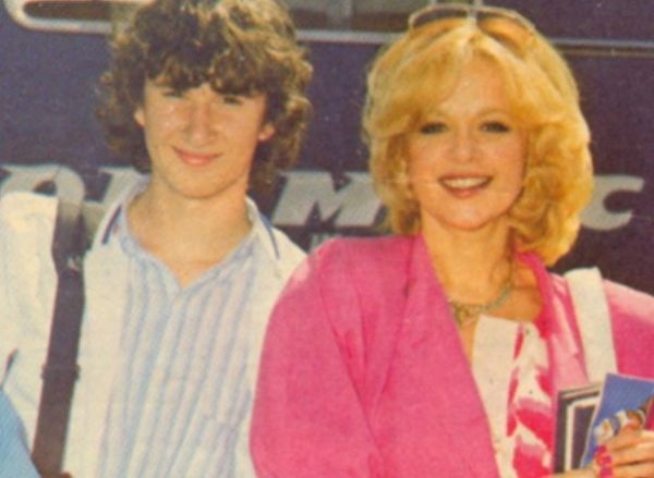 Ποιες μεγάλες Ελληνίδες σταρ είναι τα κοριτσάκια των φωτογραφιών;