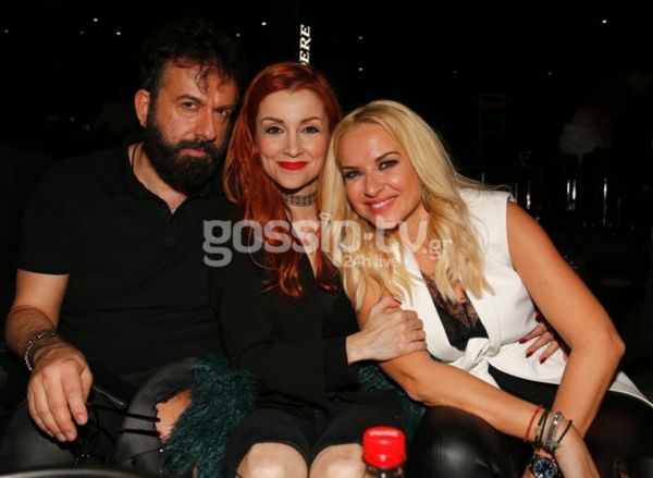 Οι... ζημιές της Μαρίας Μπεκατώρου στα μπουζούκια! (pics)