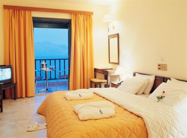 Διακοπές στο υπέροχο Miramare Resort στην Κρήτη