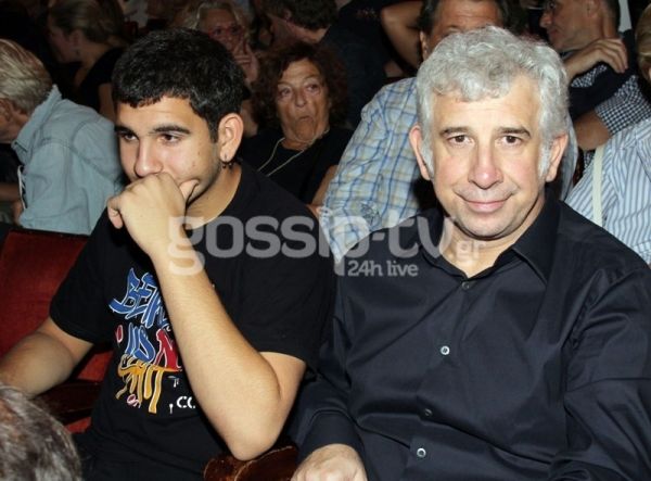 Οι «άνδρες έτοιμοι για όλα» και η Αναστασοπούλου πιο σέξι από ποτέ! (φωτό)