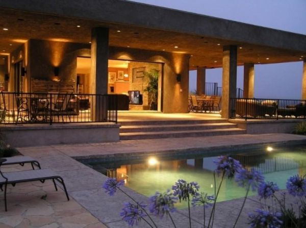 Μπρους Τζένερ: Δείτε την πολυτελή βίλα που αγόρασε!