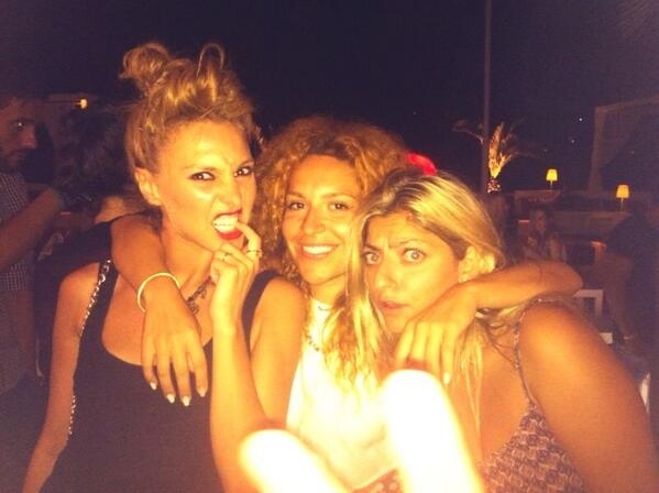 Τάμτα-Γιάννα Τερζή: Φωτογραφίες από τις διακοπές τους στη Σκιάθο