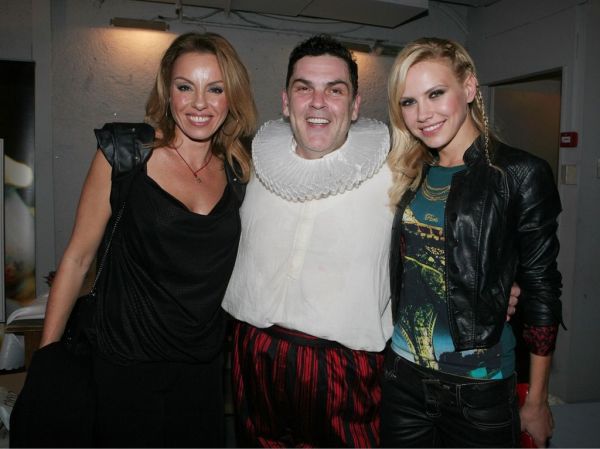 Επίσημη πρεμιέρα για την παράσταση "Ολόκληρος ο Σαίξπηρ σε μια ώρα" 