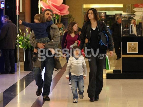 Οικογενειακές στιγμές για Μουρατίδη-Παπαχαραλάμπους!