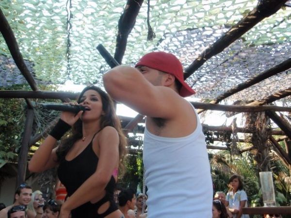 Τα "έσπασαν" Lava και Στικούδη