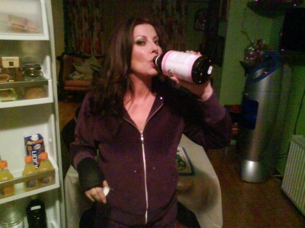 Όταν η Άντζελα Δημητρίου κάνει cocooning