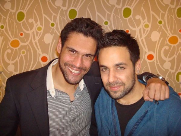 Λουλουδοπόλεμος στον Βασίλη Καρρά