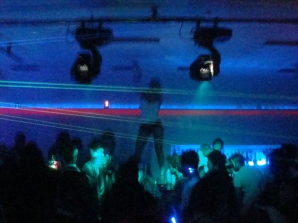 Sexy όσο ποτέ η Νάταλι Θάνου στη Λευκάδα 