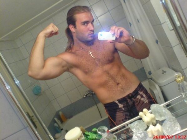 Ο Βασίλης Λογοθέτης του Greek Idol πιο sexy από ποτέ!