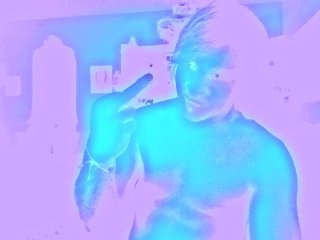 Ο Βασίλης Λογοθέτης του Greek Idol πιο sexy από ποτέ!