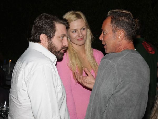 Το… 'ριξαν πάλι έξω  οι επώνυμοι!