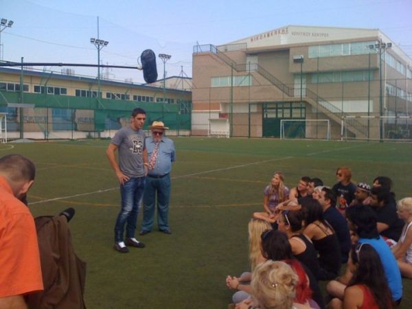 Οι πρώτες φωτογραφίες του Λάμπρου Κωνσταντάρα ως διαιτητή!