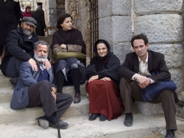 Κατερίνα Λέχου: «Το Νησί ήταν η πρώτη εξαιρετικά οργανωμένη σειρά που συμμετείχα»