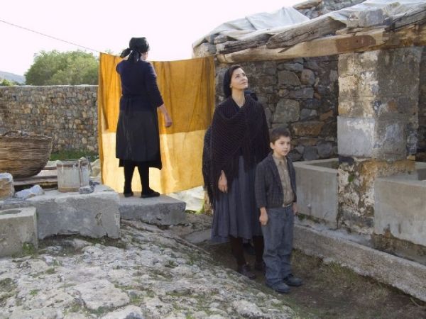 Κατερίνα Λέχου: «Το Νησί ήταν η πρώτη εξαιρετικά οργανωμένη σειρά που συμμετείχα»