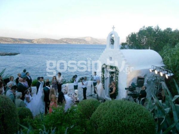 Χριστίνα Παύλου-Ανδρέας Μπέκιος: Νέες φωτογραφίες από το γάμο τους