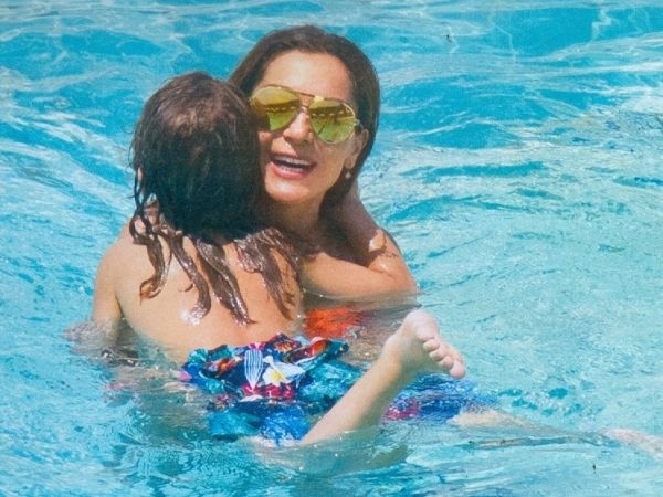 Δέσποινα Βανδή: Βουτιές με την Μελίνα και τον Γιώργο