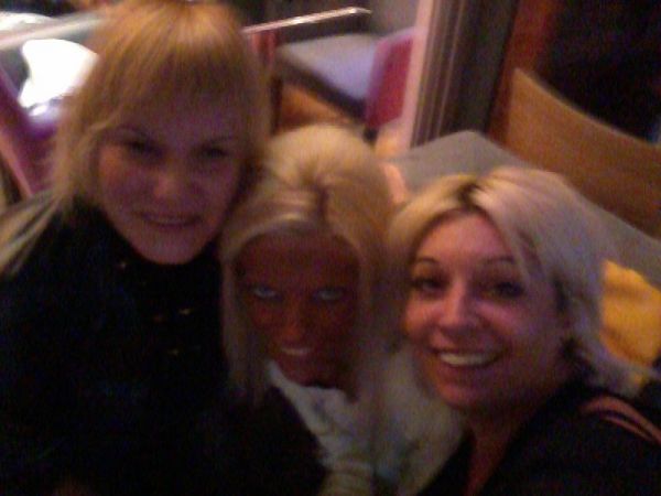 Νανά Καραγιάννη: Οι πρώτες φωτογραφίες μετά την έξοδό της από το νοσοκομείο!