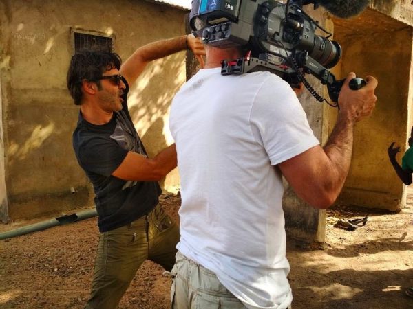 «Δεν αμείβεται ο Παπακαλιάτης για το ντοκιμαντέρ που γυρίζει για την ActionAid»