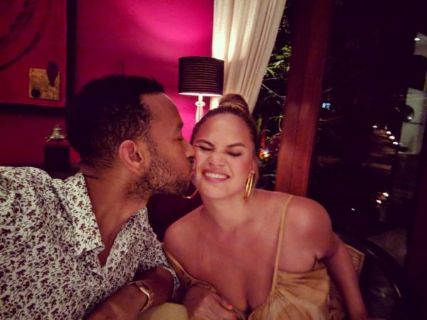 Chrissy Teigen-John Legend: Έχουν δημιουργήσει την πιο γλυκιά οικογένεια