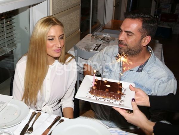 Τρυφερά φιλιά συνεργάτη της Φαίης Σκορδά με τη γυναίκα του για τα γενέθλιά της! 