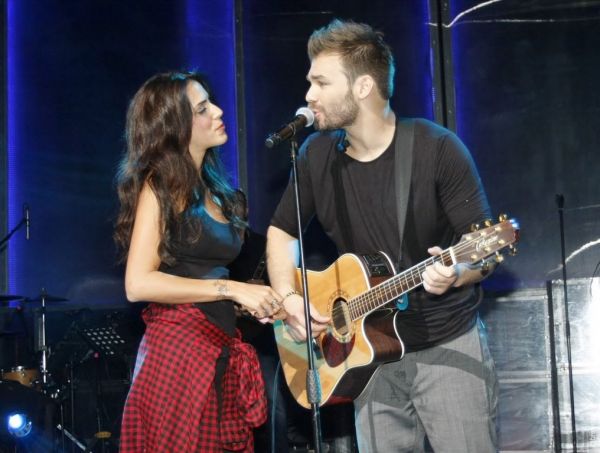 Ο Γιώργος Μαζωνάκης διασκέδασε στον Σαμπάνη