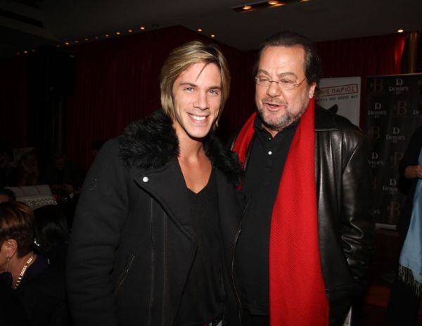 Για άλλη μια φορά πλατινένιος ο Γιάννης Πάριος