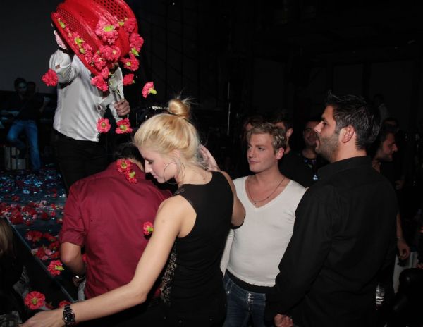 Μια βραδιά στα μπουζούκια 