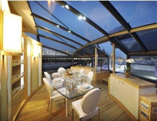 Χρουσαλά-Πατίτσας: Το γαμήλιο δώρο τους