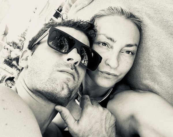 Αποστόλης Τότσικας – Ρούλα Ρέβη: Διακοπές με τα παιδιά τους