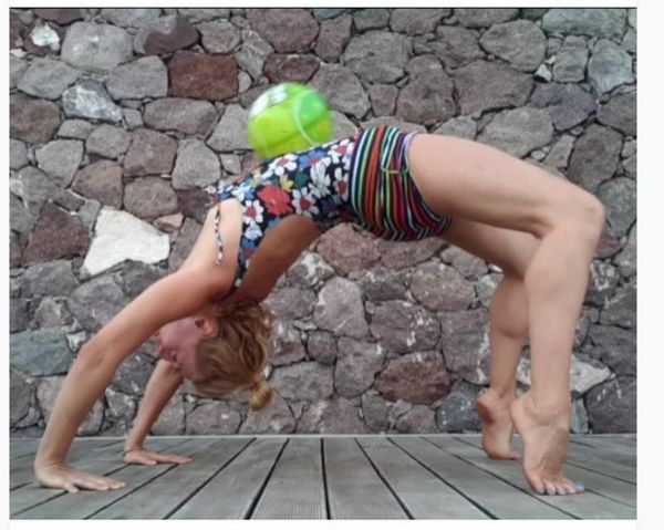 Η αρετουσάριστη φωτογραφία της Καρύδη με μαγιό και η ευχή της για το 2017! 