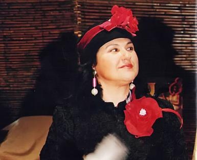 Απαγορεύεται η είσοδος των αντρών στο θέατρο