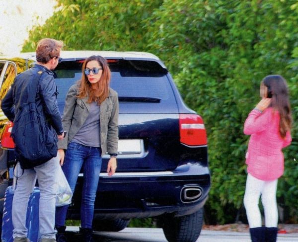 Βανδή – Νικολαΐδης: Μεσημεριανή οικογενειακή βόλτα!