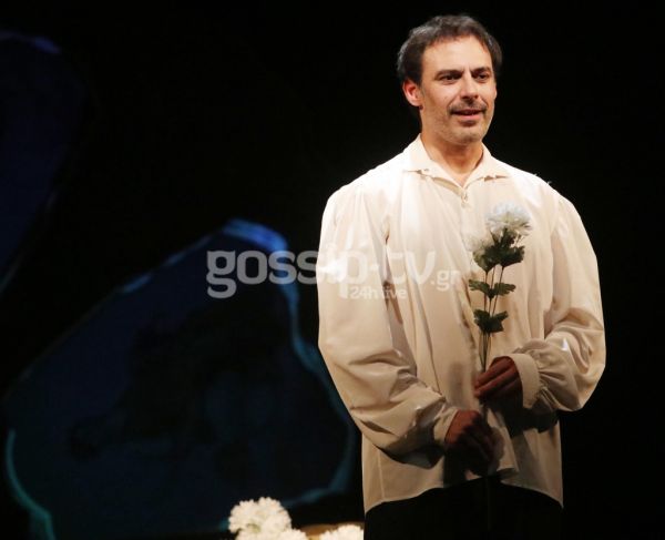 Επίσημη πρεμιέρα για την παράσταση «Ο καιρός των χρυσανθέμων» 