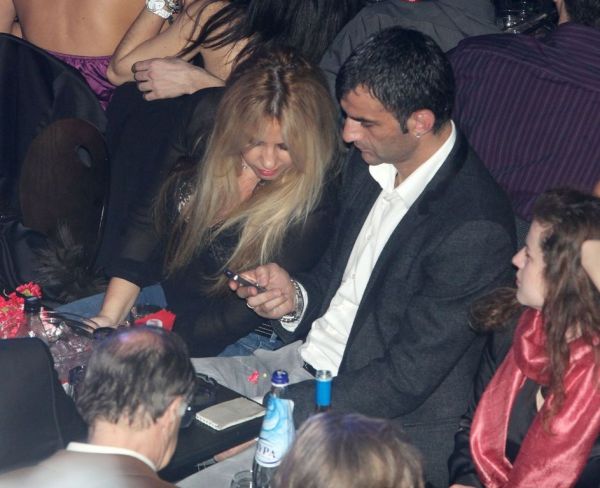 Video: Μαστροκώστα-Δέλλας: Έξοδος με πολλά κέφια στη Βανδή!