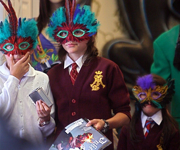 "Όχι.... όχι ο μπαμπάς μου..."