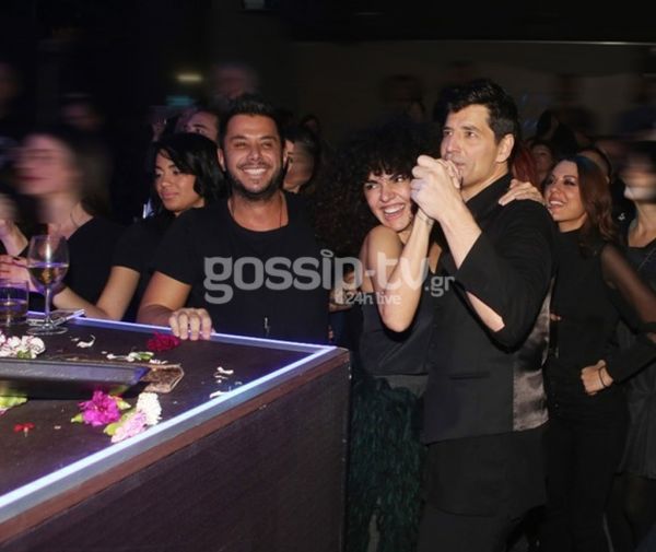 Η Σολωμού έγινε... Ρουβίτσα και ο Σάκης με τον Μουζουράκη «έκαψαν» το μαγαζί! (φωτό)