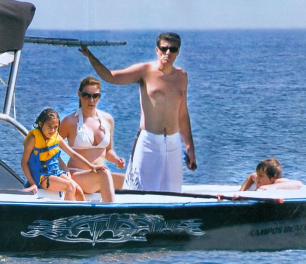 Στεφανίδου-Ευαγγελάτος: Στιγμές οικογενειακής ευτυχίας