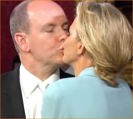 Video: Όλα όσα έγιναν στον πολιτικό γάμο Αλβέρτου-Charlene