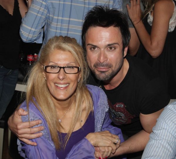 Γενέθλια on stage έκανε ο Χριστοφόρου 