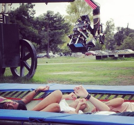 Η Σπυροπούλου, ο Λουδάρος και το τραμπολίνο 