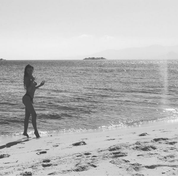 Ελένη Φουρέιρα: «Προκάλεσε εγκεφαλικά» με το σέξι μπικίνι της 